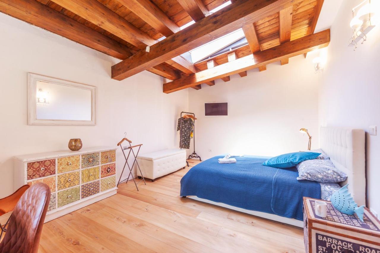 Vakalu-Piazza Duomo Charming Apartment Syracuse Luaran gambar